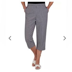 Alfred Dunner Portofino gingham capris 12P